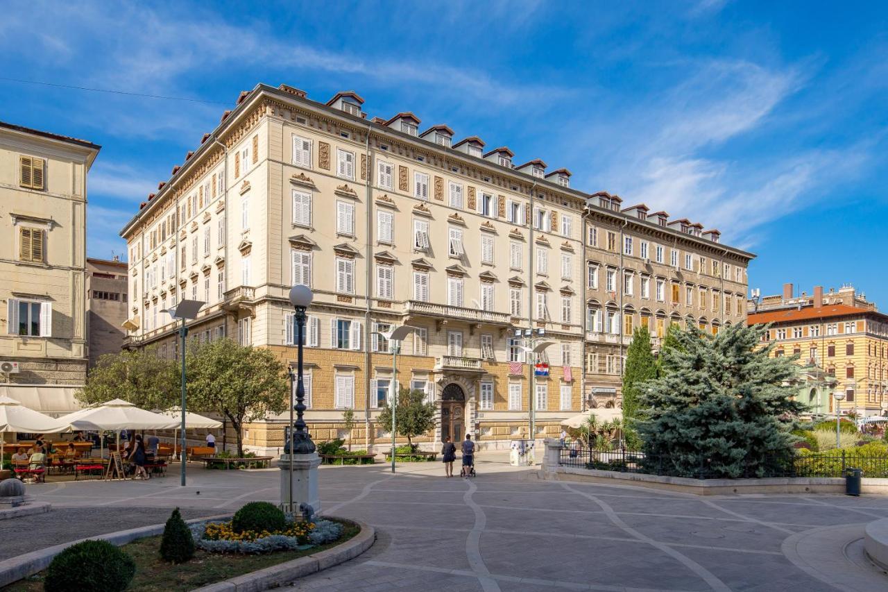 Art Teatro - Gustav Klimt Apartment Рийека Екстериор снимка